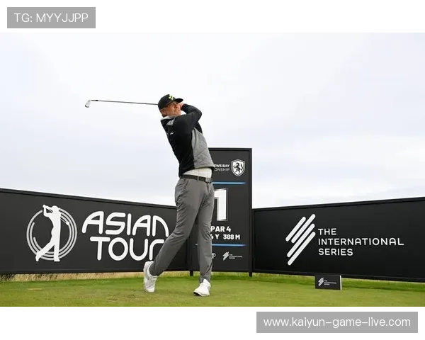 开云前瞻LIV揭幕战古奇三强领跑拉姆T4冲冠